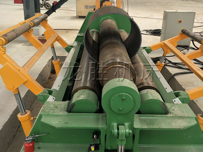 W12-12X2500四辊卷板机卷圆效果